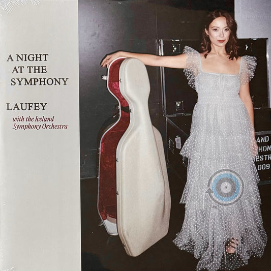 Laufey with the Iceland Symphony Orchestra – A Night At The Symphony 2-LP (Limited Edition)